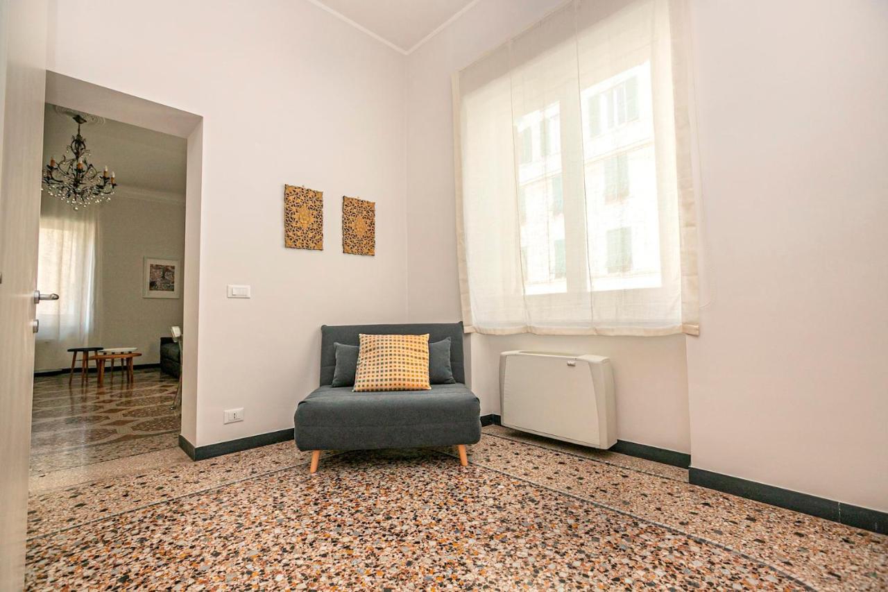 Comfort Suite Генуа Екстериор снимка